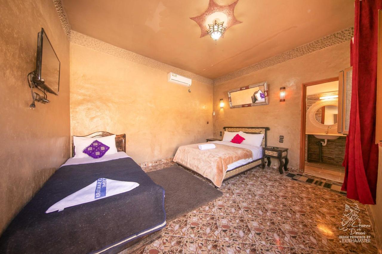 L'Homme Du Desert A Merzouga Exterior photo