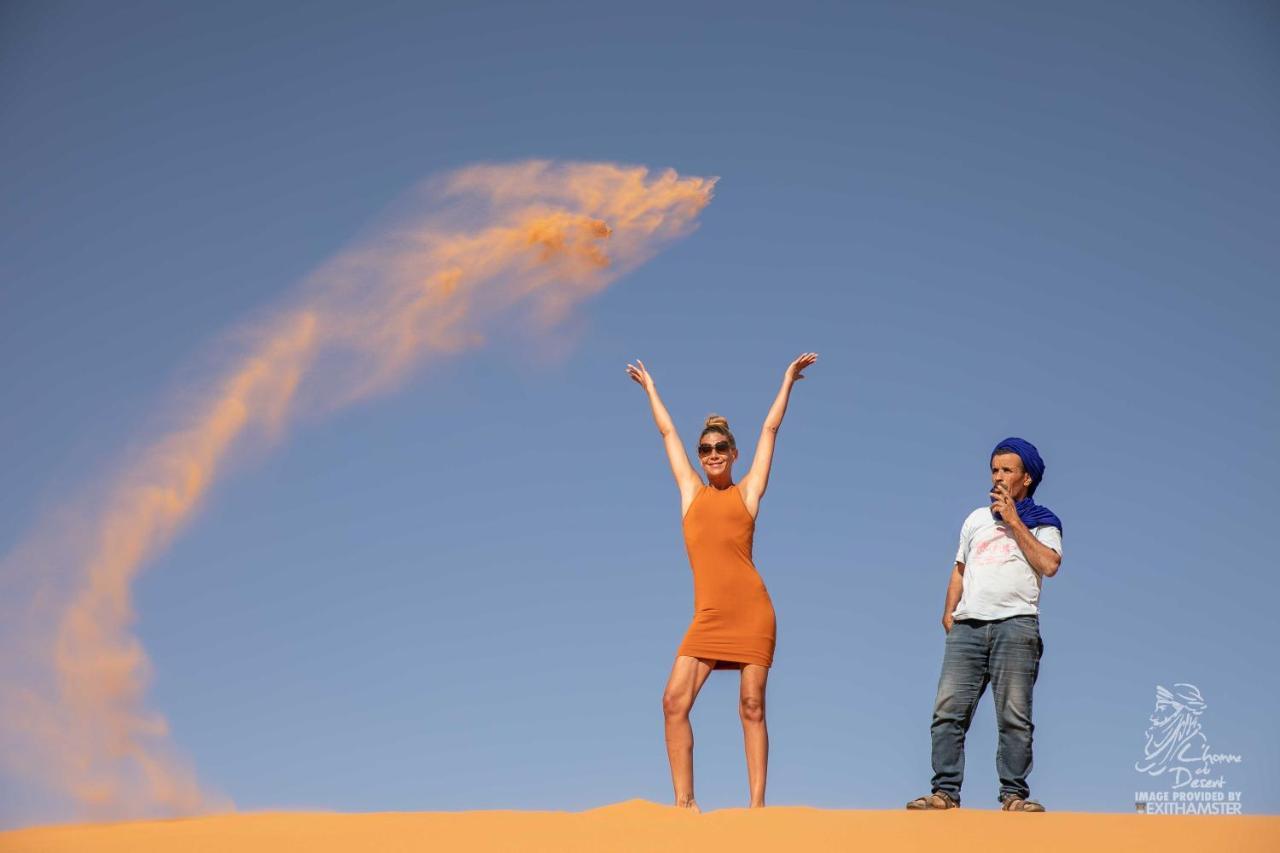 L'Homme Du Desert A Merzouga Exterior photo